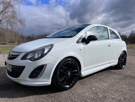 VAUXHALL CORSA 1.2 16V Limited Edition Euro 5 3dr
